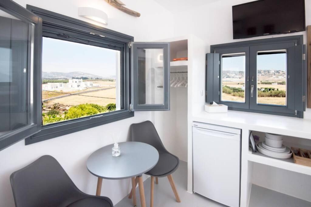 Sunny Studio W.Breathtaking Naxos Views In Isterni Daire Isterni  Dış mekan fotoğraf